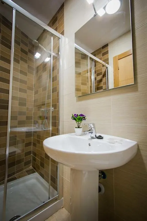 Homely Malaga Loft Gaona Centro