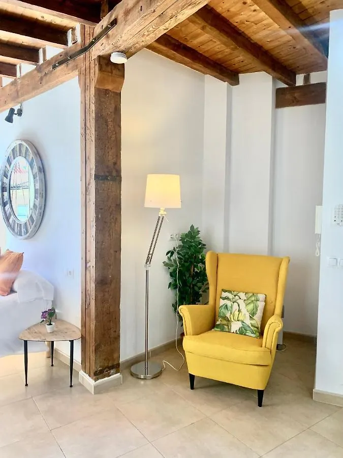 Homely Malaga Loft Gaona Centro Apartment
